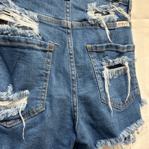 AP Blue Women's Cut Off Shorts Denim Distressed Hole Ripped Size 26 - Picture 2 of 4
